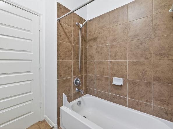 4663 Rockton Hills Lane, Sugar Land TX 77479