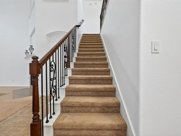 4663 Rockton Hills Lane, Sugar Land TX 77479