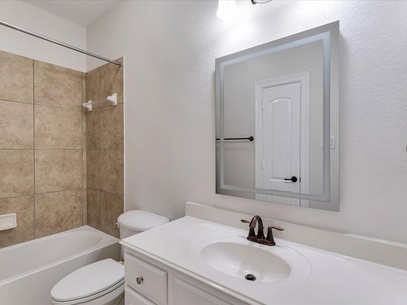 3 N Fair Manor Circle, Spring TX 77382