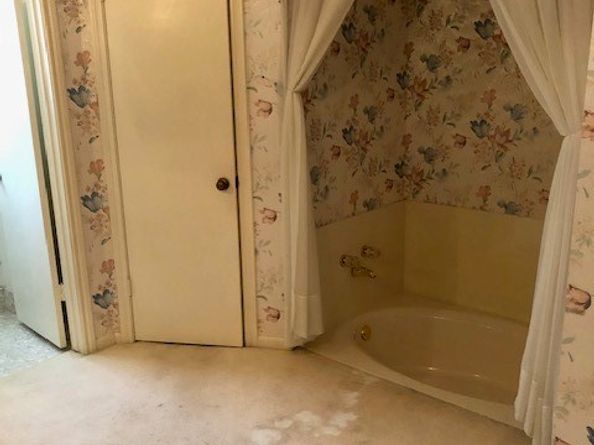 5622 Green Springs Drive, Houston TX 77066