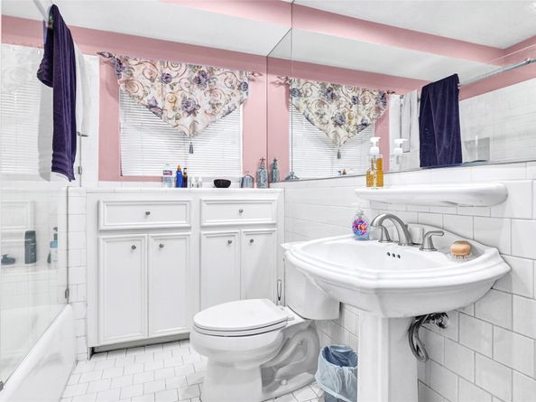 4831 Knickerbocker Street, Houston TX 77035