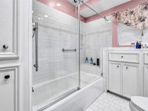 4831 Knickerbocker Street, Houston TX 77035