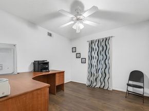 4831 Knickerbocker Street, Houston TX 77035