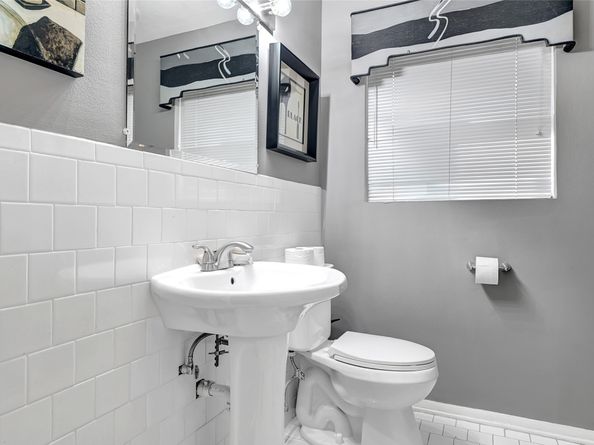 4831 Knickerbocker Street, Houston TX 77035