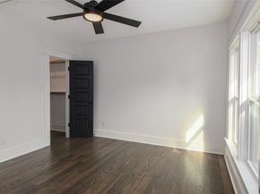 105 E 14th Street, Houston TX 77008