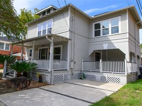 105 E 14th Street, Houston TX 77008