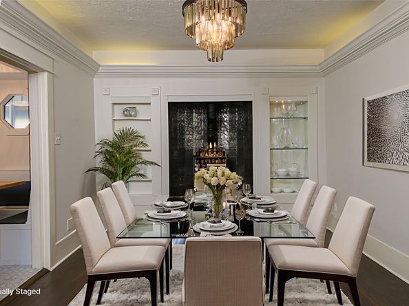 105 E 14th Street, Houston TX 77008