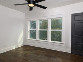 105 E 14th Street, Houston TX 77008