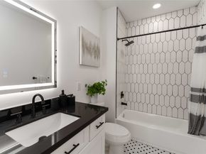 7129 Springdale Street A/B, Houston TX 77028