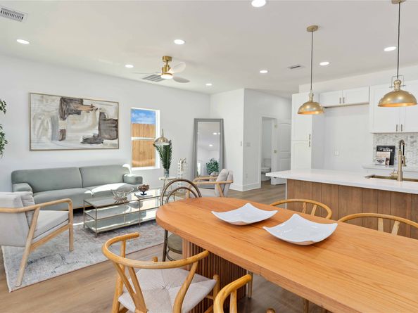 7129 Springdale Street A/B, Houston TX 77028