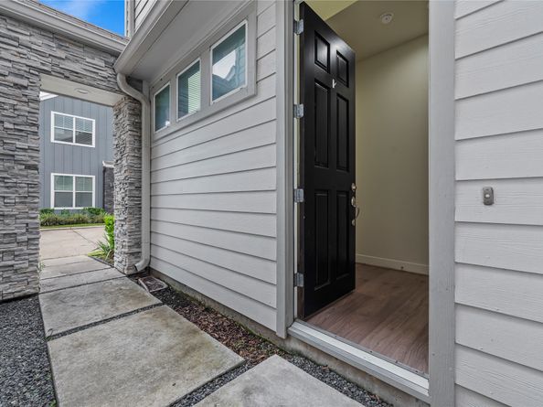 8819 Hollister Pine Court, Houston TX 77080