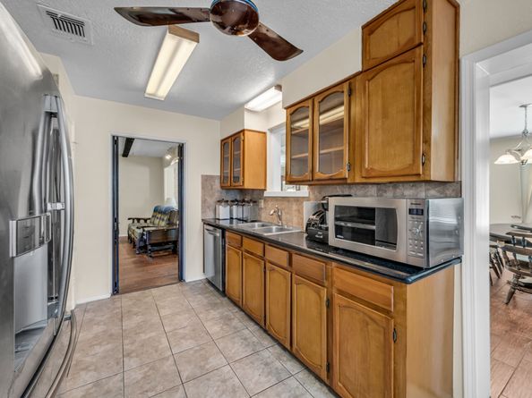 11203 Vanderford Drive, Houston TX 77099