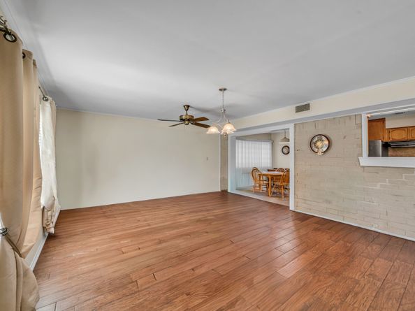 11203 Vanderford Drive, Houston TX 77099