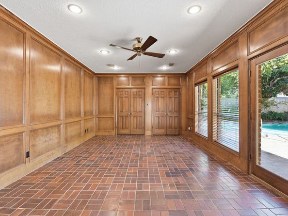 16003 Kempton Park Drive, Spring TX 77379