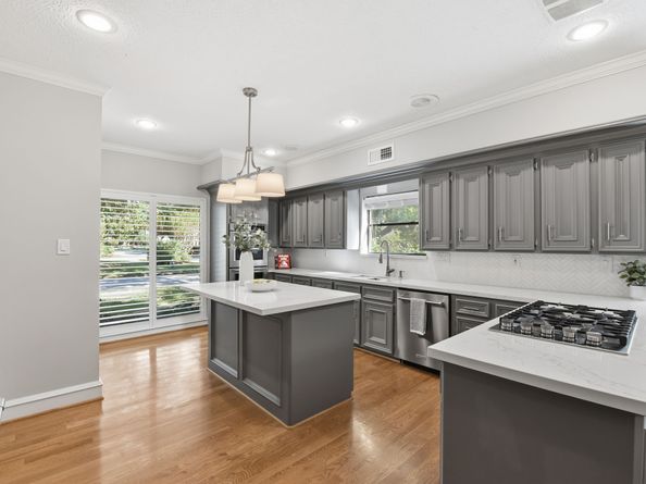 16003 Kempton Park Drive, Spring TX 77379