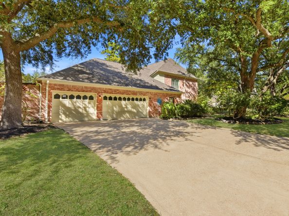 16003 Kempton Park Drive, Spring TX 77379