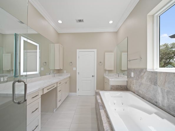 1148 Du Barry Lane, Houston TX 77018