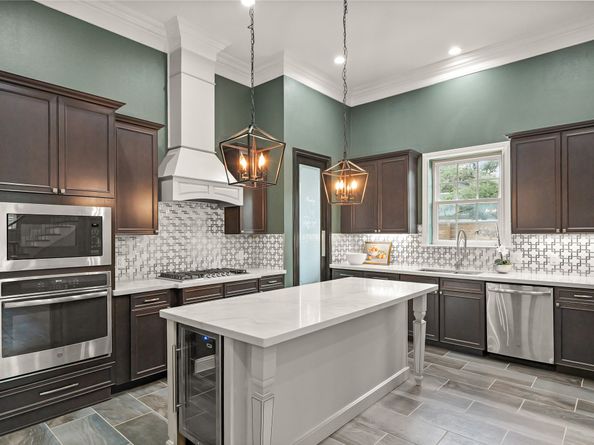 1148 Du Barry Lane, Houston TX 77018