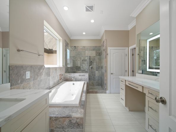 1148 Du Barry Lane, Houston TX 77018