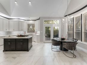 2727 S Southern Oaks Drive, Houston TX 77068