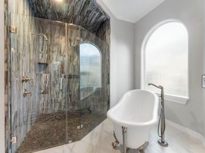 2727 S Southern Oaks Drive, Houston TX 77068