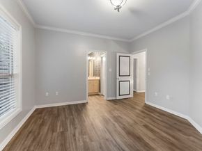 2727 S Southern Oaks Drive, Houston TX 77068