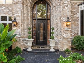 2727 S Southern Oaks Drive, Houston TX 77068