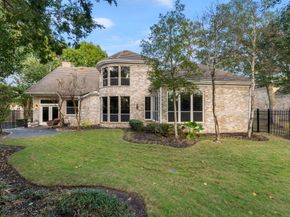 2727 S Southern Oaks Drive, Houston TX 77068