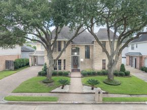 11926 Carriage Hill Drive, Houston TX 77077
