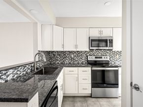 5000 Glenmont Drive, Houston TX 77081