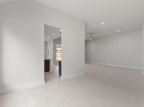 3227 Bushy Hawthorne Drive, Conroe TX 77301