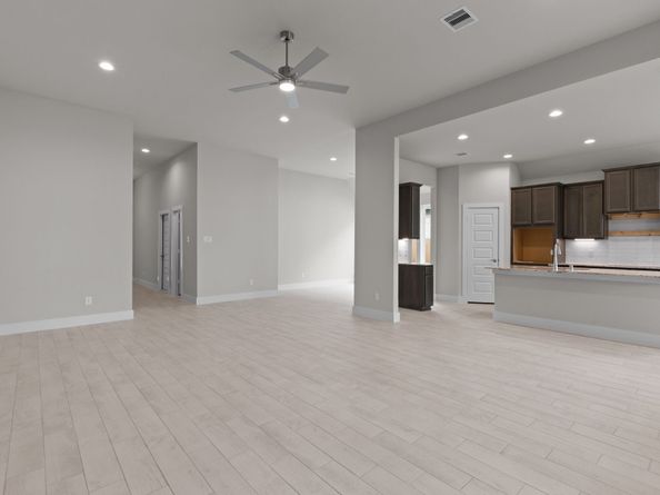 3227 Bushy Hawthorne Drive, Conroe TX 77301