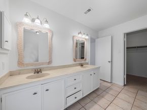 11306 Ella Lee Lane, Houston TX 77077