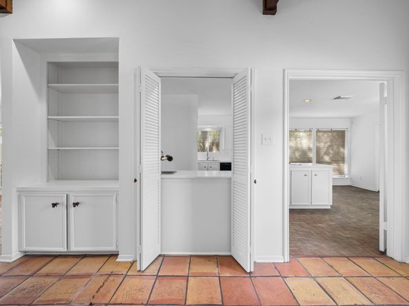11306 Ella Lee Lane, Houston TX 77077