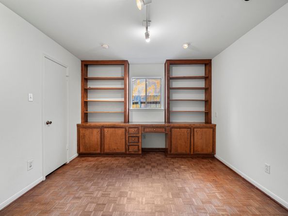 11306 Ella Lee Lane, Houston TX 77077