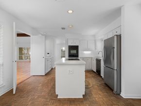 11306 Ella Lee Lane, Houston TX 77077