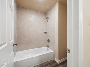 3519 Hombly Road, Houston TX 77066