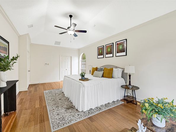 6102 Walkers Park Drive, Sugar Land TX 77479