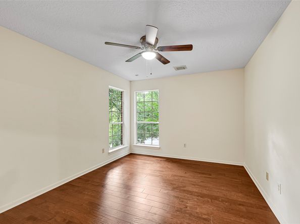 6102 Walkers Park Drive, Sugar Land TX 77479