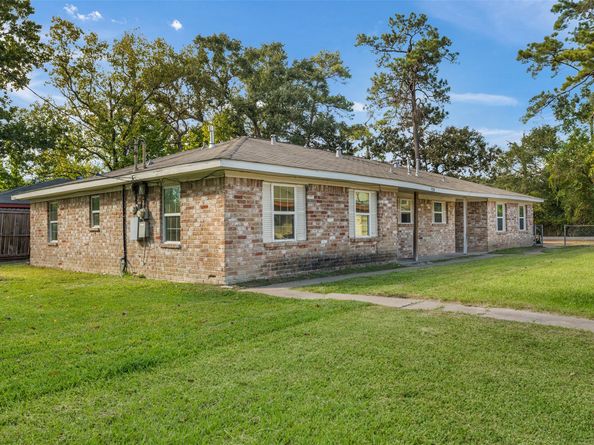 9322 Nyssa Street, Houston TX 77078