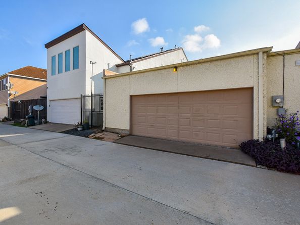 4149 Meyerwood Drive, Houston TX 77025