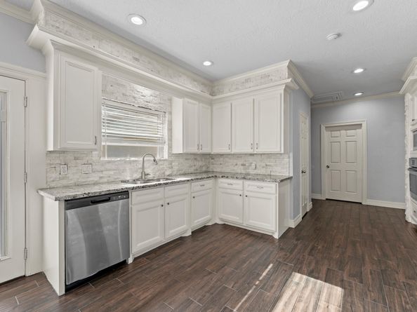 11611 Aspenway Drive, Houston TX 77070