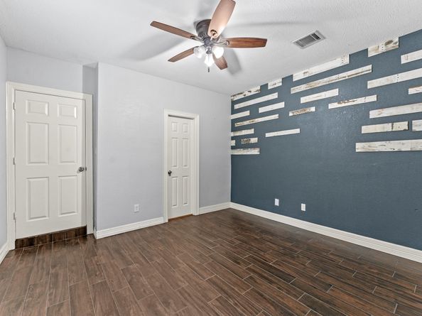 11611 Aspenway Drive, Houston TX 77070