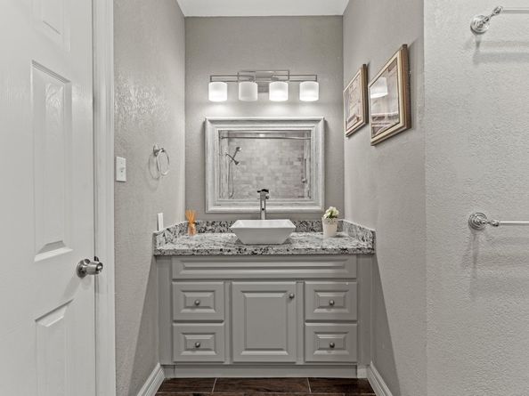 11611 Aspenway Drive, Houston TX 77070