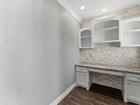 11611 Aspenway Drive, Houston TX 77070