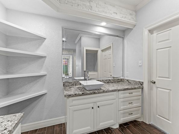 11611 Aspenway Drive, Houston TX 77070