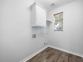 8823 Hollow Banks Lane, Houston TX 77095