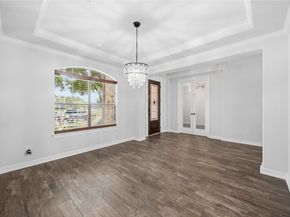 8823 Hollow Banks Lane, Houston TX 77095