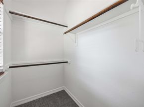 8823 Hollow Banks Lane, Houston TX 77095