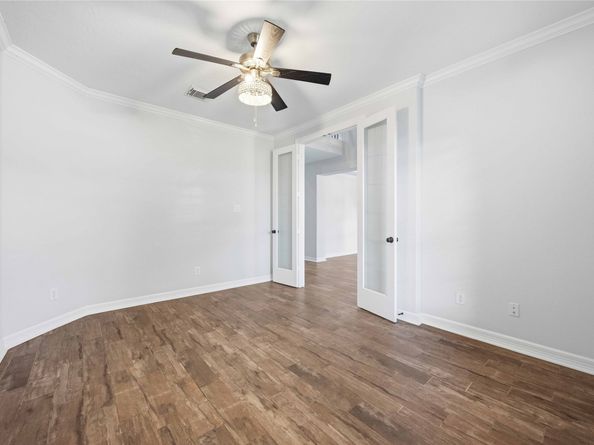 8823 Hollow Banks Lane, Houston TX 77095